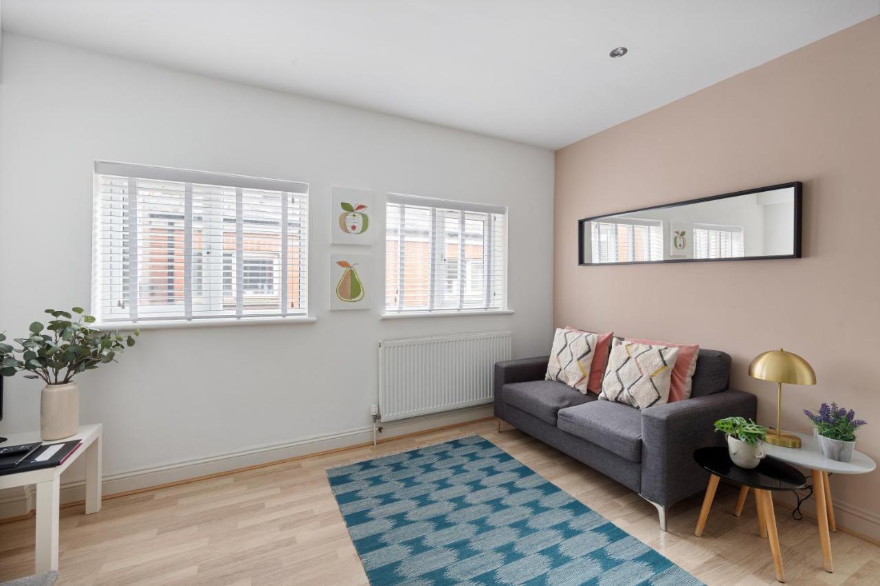 Albany By Black Door Stays Cardiff Esterno foto
