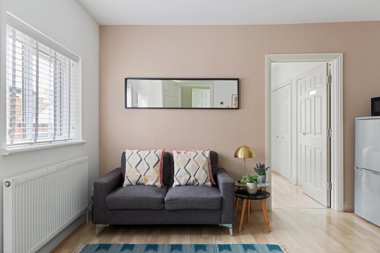 Albany By Black Door Stays Cardiff Esterno foto
