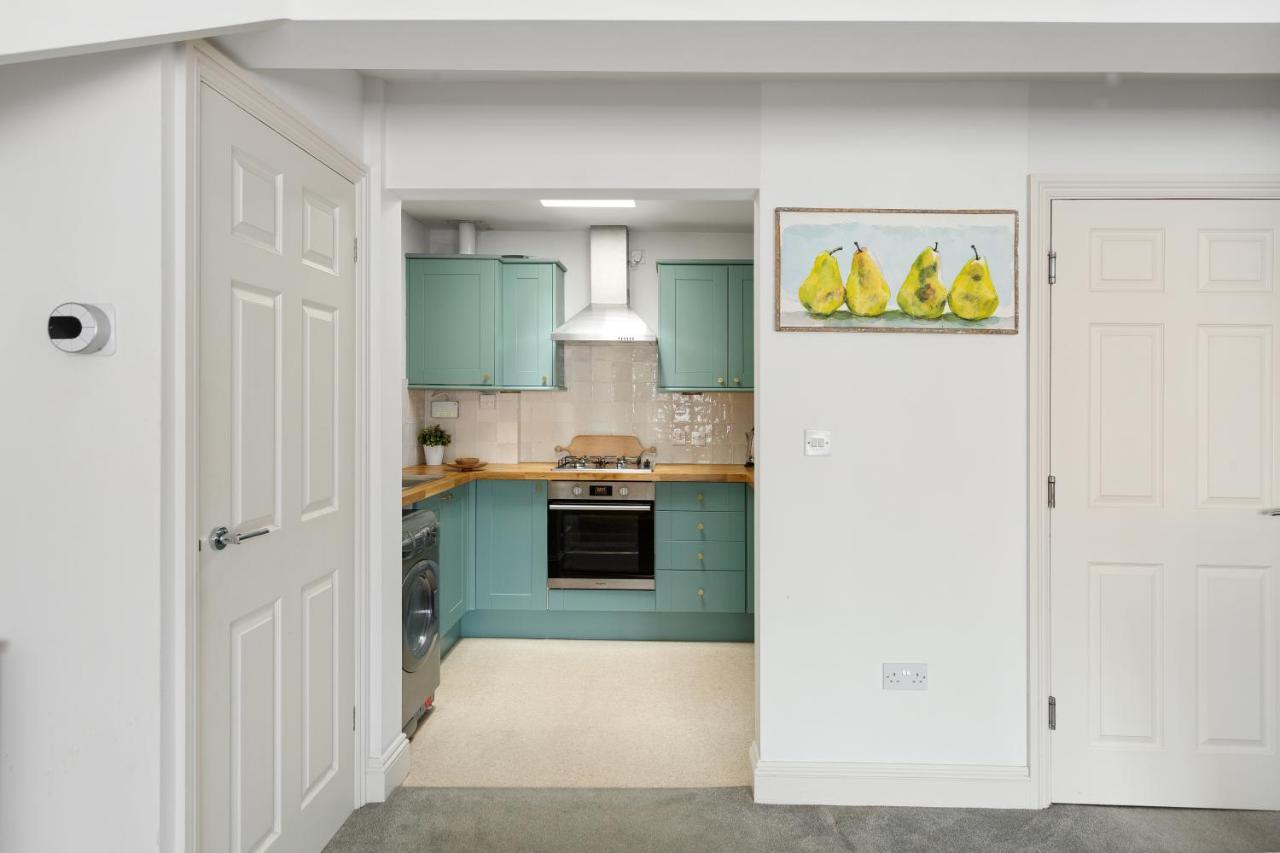Albany By Black Door Stays Cardiff Esterno foto